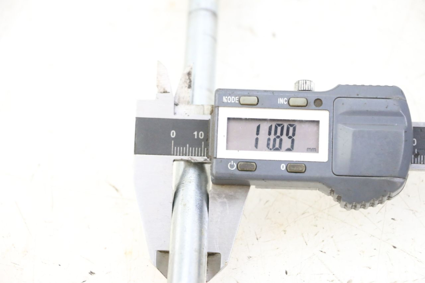 photo de AXE ROUE AVANT KIDEN KD125-G 125 (2018 - 2022)