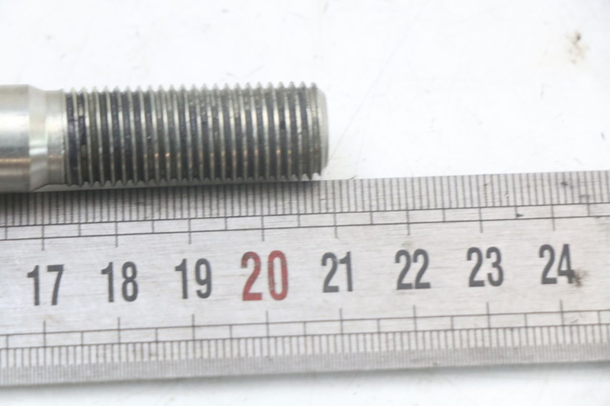 photo de AXE ROUE AVANT RIEJU MRT 50 (2018 - 2021)