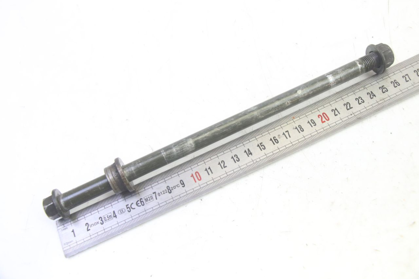 photo de AXE ROUE AVANT SYM ORBIT III 3 4T 50 (2021 - 2025) - Zoom état d’usage