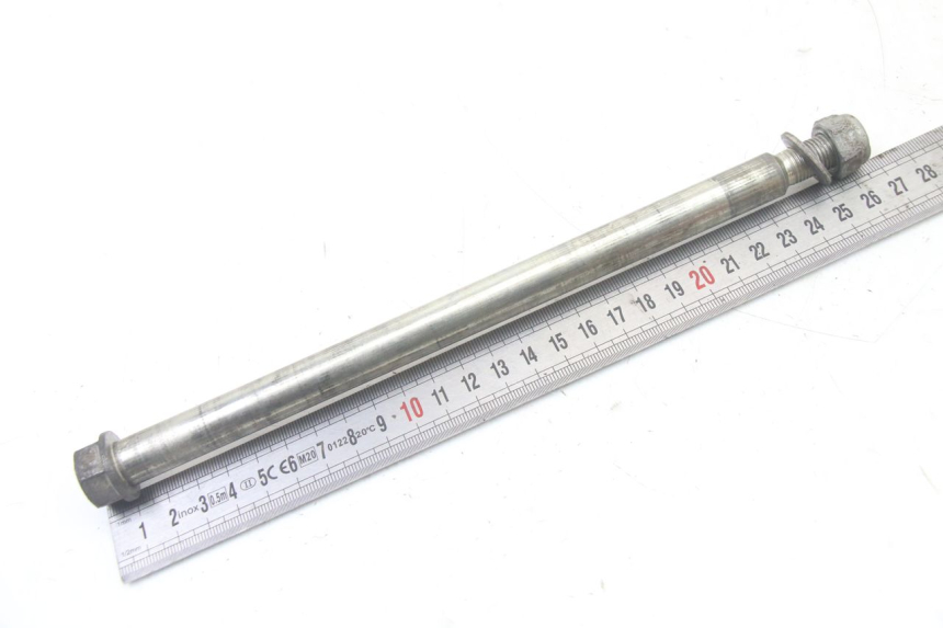photo de AXE ROUE AVANT PEUGEOT TKR TREKKER FURIOUS 50 (2005 - 2014)