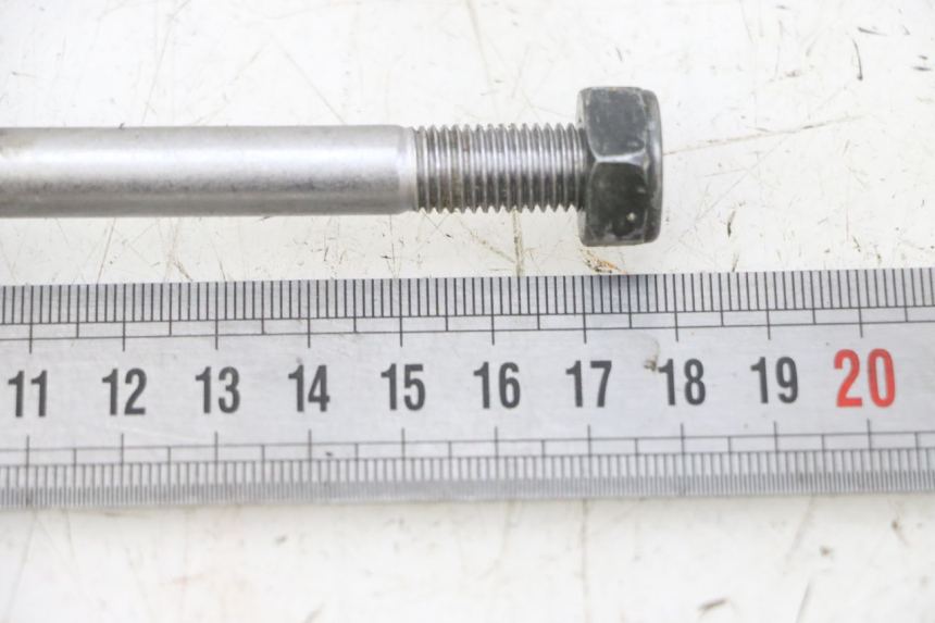 photo de AXE ROUE AVANT YAMAHA PW 50 (1984 - 2020)