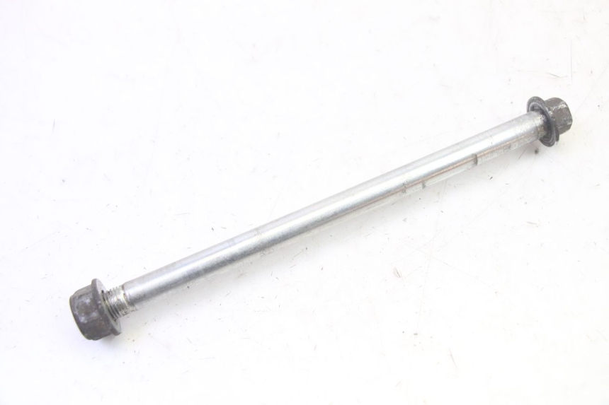 photo de AXE ROUE AVANT HONDA SCV LEAD 100 (2003 - 2007)