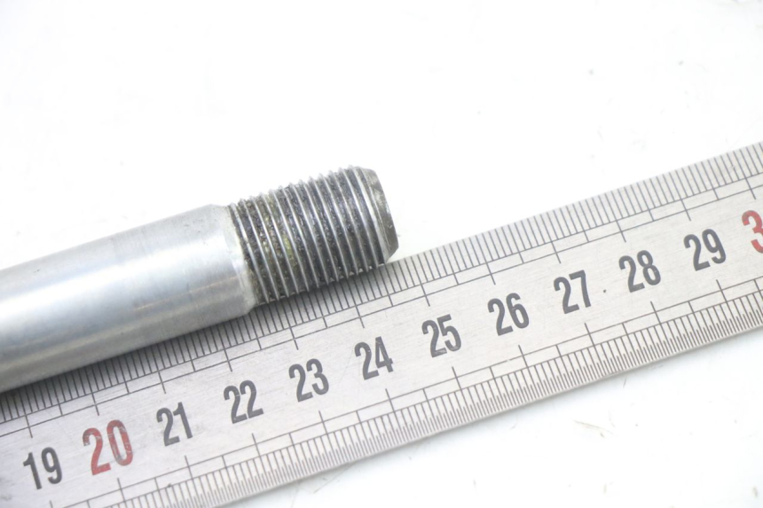 photo de AXE ROUE AVANT SUZUKI SV S 650 (2003 - 2009)