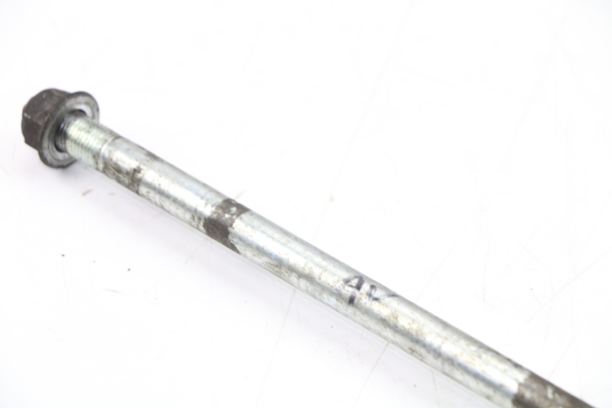 photo de AXE ROUE AVANT SYM FIDDLE 125 (2008 - 2010)