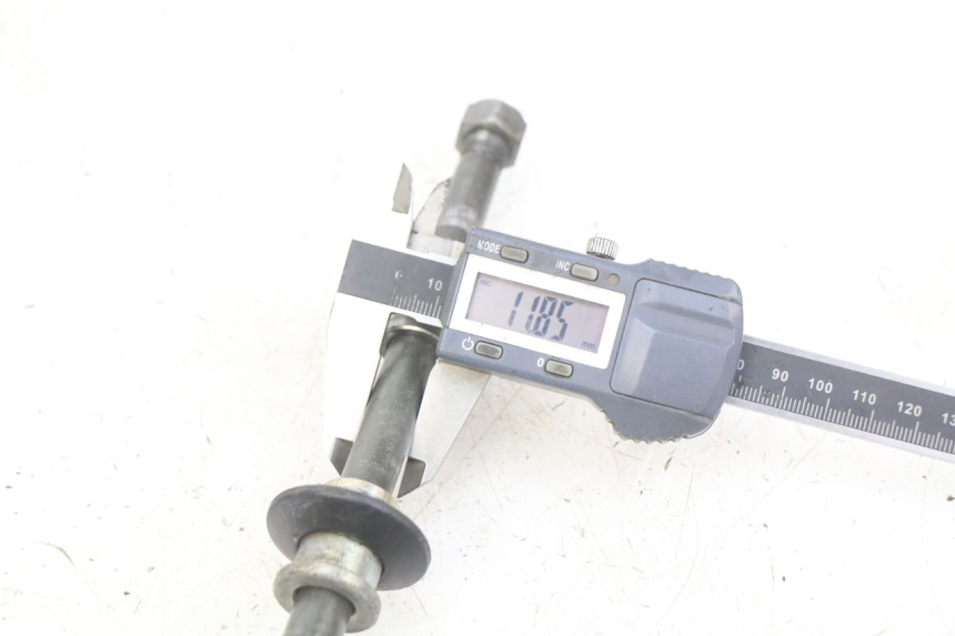 photo de AXE ROUE AVANT YAMAHA TTR 125 (2000 - 2020)