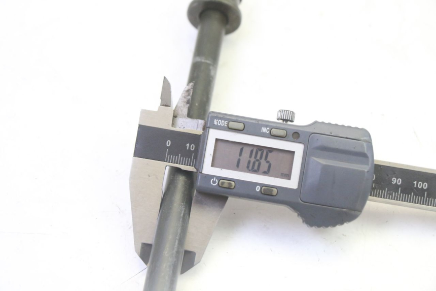 photo de AXE ROUE AVANT PEUGEOT TWEET 4T 50 (2018 - 2020)