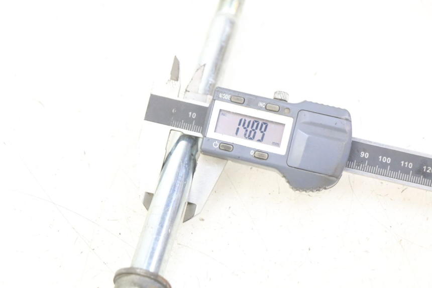 photo de AXE ROUE AVANT KYMCO X-TOWN XTOWN 125 (2016 - 2021)