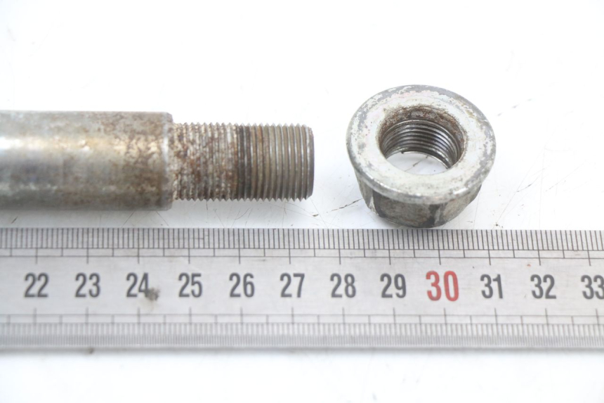 photo de AXE ROUE AVANT PIAGGIO X10 125 (2012 - 2017)