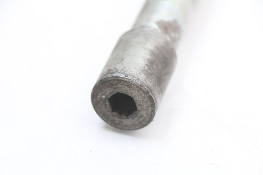 photo de AXE ROUE AVANT PIAGGIO X10 125 (2012 - 2017)