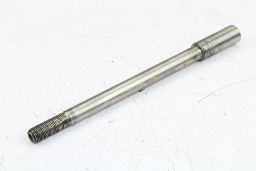 photo de AXE ROUE AVANT YAMAHA YP X-MAX XMAX 400 (2014 - 2017)