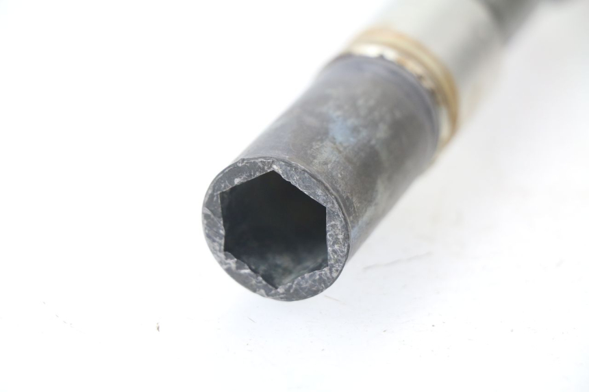 photo de AXE ROUE AVANT YAMAHA YZ 125 (1998 - 2005) - Vue d’ensemble