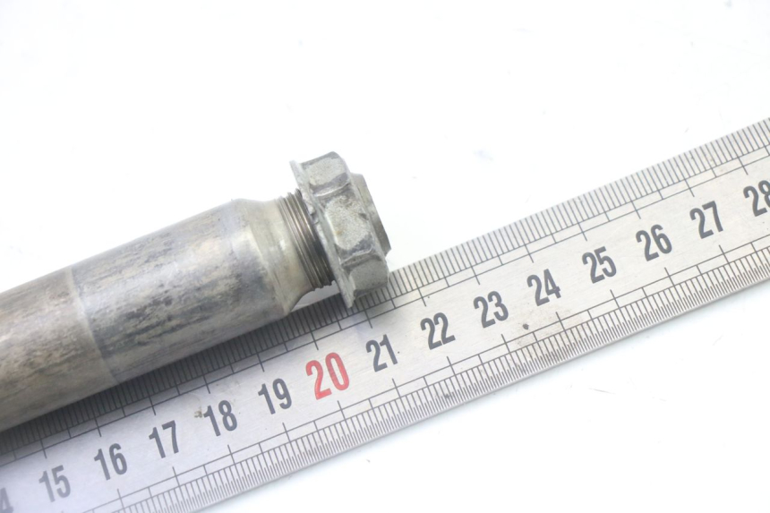 photo de AXE ROUE AVANT YAMAHA YZF YZ-F 450 (2014 - 2016)