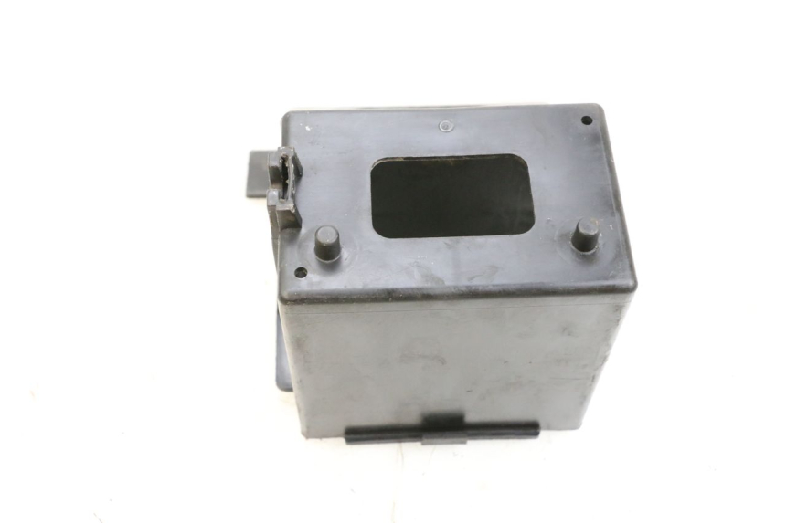 photo de BAC A BATTERIE KAWASAKI GPZ RX 1000 (1986 - 1988) - Zoom état d’usage