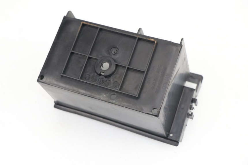 photo de BAC A BATTERIE KYMCO GRAND DINK 125 (2002 - 2007)