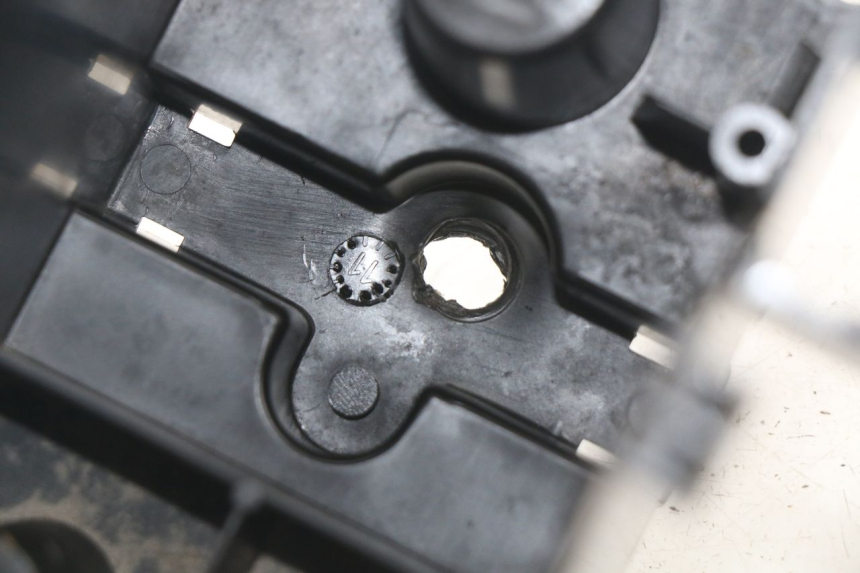 photo de BAC A BATTERIE PEUGEOT LUDIX 50 (2008 - 2017)