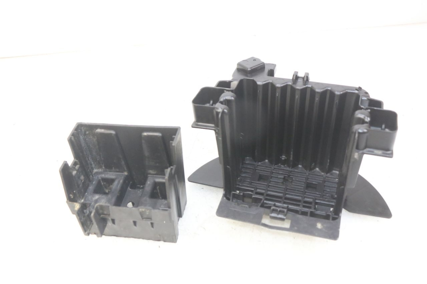 photo de BAC A BATTERIE PEUGEOT CITYSTAR 2T 50 (2018 - 2021)