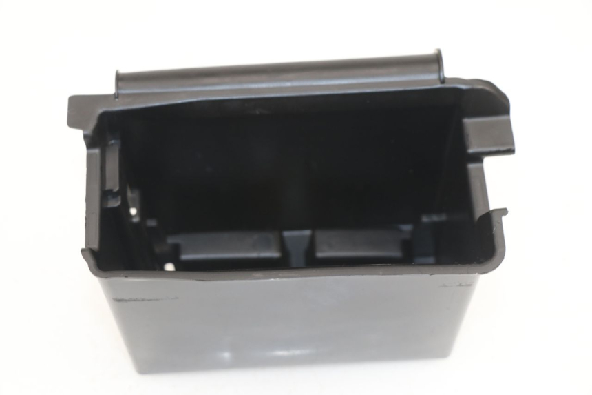 photo de BAC A BATTERIE PIAGGIO VESPA PRIMAVERA 2T 50 (2013 - 2018)