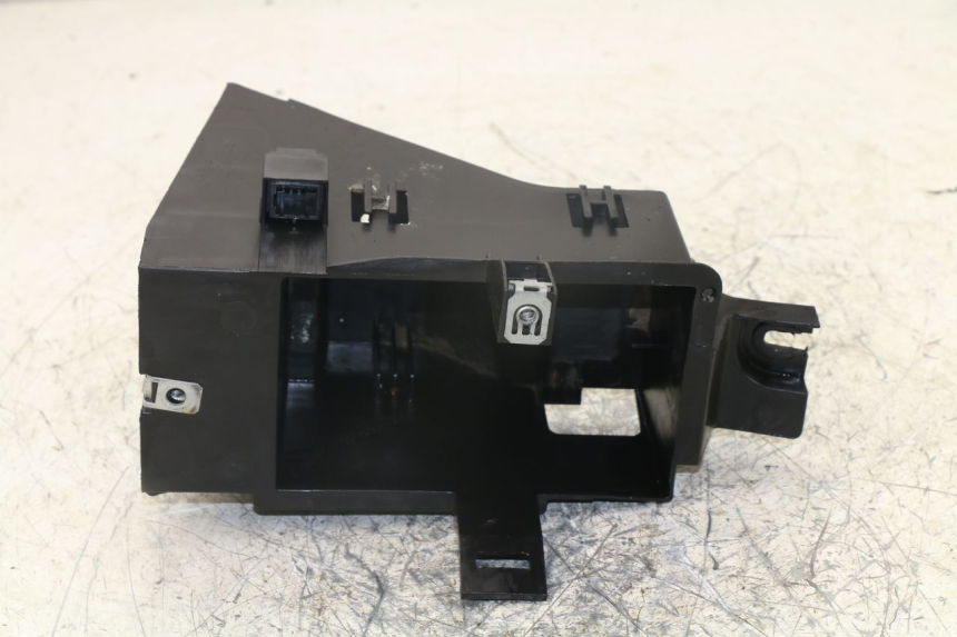 photo de BAC A BATTERIE PEUGEOT SATELIS 400 (2007 - 2013)