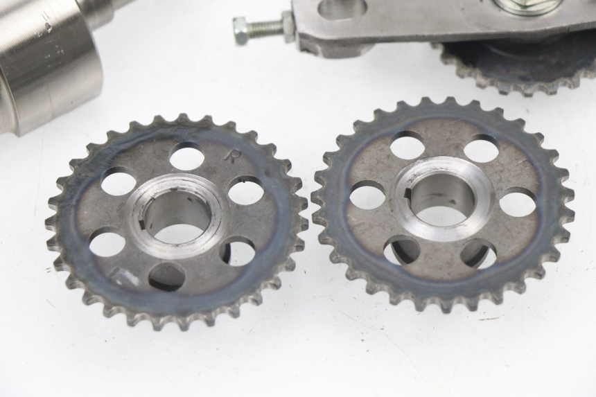 photo de BALANCIER MOTEUR SUZUKI DR DJEBEL 600 (1985 - 1990)