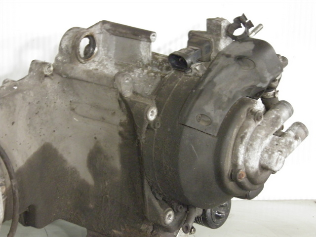 photo de BAS MOTEUR PIAGGIO MP3 RL 125 (2006 - 2014) - Autre angle de vue