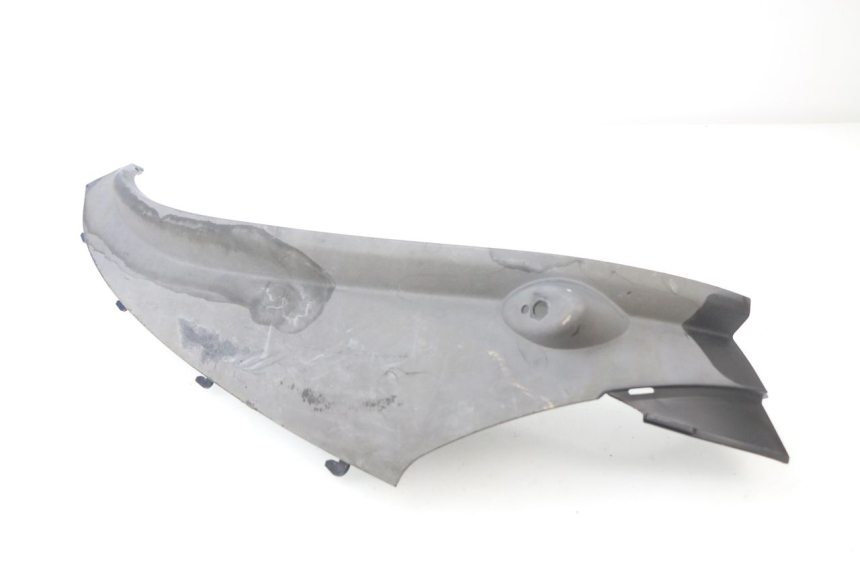 photo de BAS DE CAISSE ARRIERE DROIT PIAGGIO MP3 LT 300 (2010 - 2016)