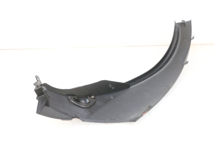 photo de BAS DE CAISSE ARRIERE DROIT PIAGGIO MP3 RL 250 (2007 - 2010) - Autre angle de vue