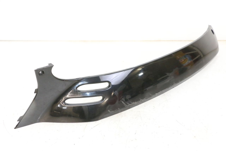 photo de BAS DE CAISSE ARRIERE DROIT PIAGGIO VESPA GRANTURISMO 200 (2004 - 2005)