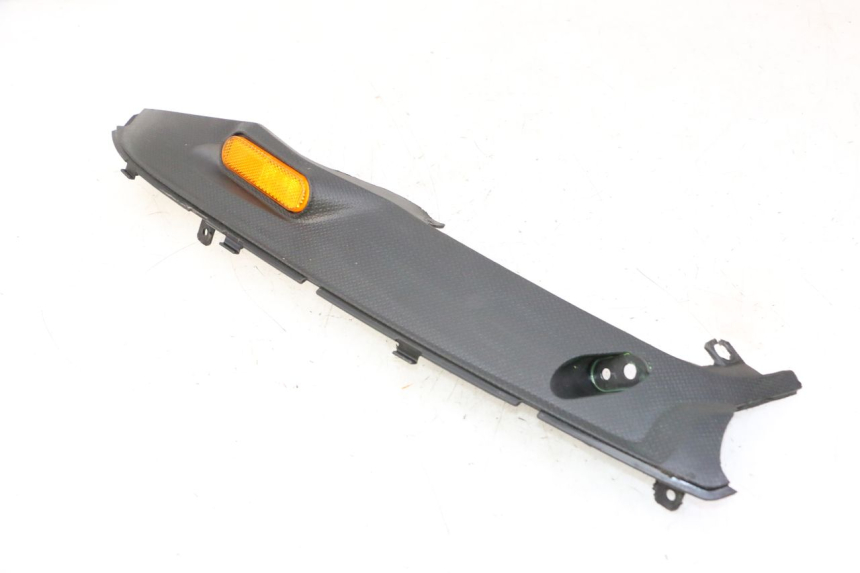 photo de BAS DE CAISSE ARRIERE DROIT GILERA RUNNER SP 50 (2009 - 2017)