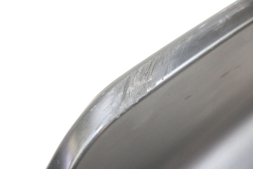 photo de BAS DE CAISSE ARRIERE GAUCHE SUZUKI BURGMAN 650 (2013 - 2020)