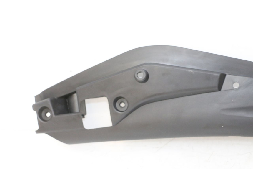 photo de BAS DE CAISSE ARRIERE GAUCHE STAHO FH 50 (2018 - 2019)