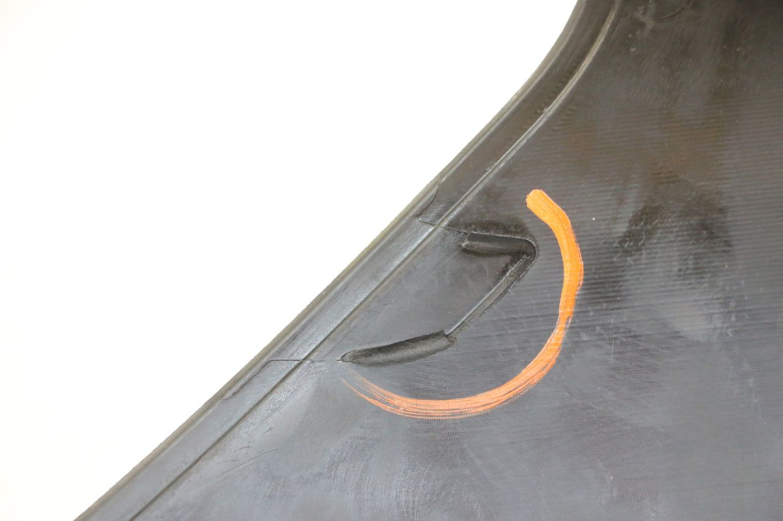 photo de BAS DE CAISSE ARRIERE GAUCHE PIAGGIO MP3 LT 300 (2010 - 2016)