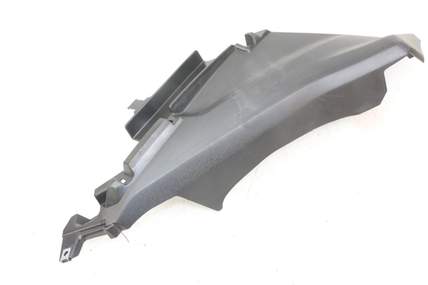 photo de BAS DE CAISSE ARRIERE GAUCHE YAMAHA XMAX X-MAX ABS 125 (2017 - 2020)