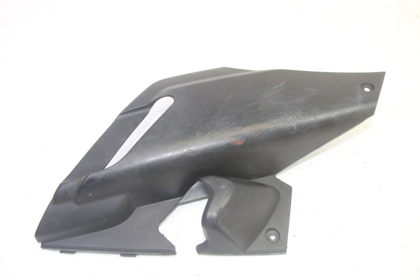 photo de BAS DE CAISSE ARRIERE GAUCHE YAMAHA XMAX X-MAX 125 (2006 - 2009) - Détail de la pièce