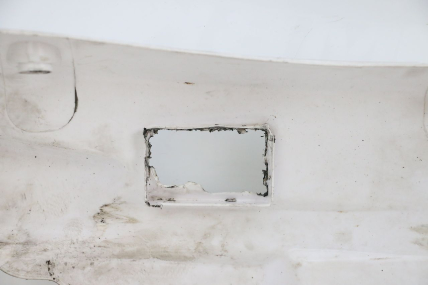 photo de BAS DE CAISSE MBK BOOSTER SPIRIT NAKED 50 (2004 - 2017) - État de surface