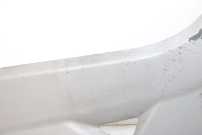 photo de BAS DE CAISSE DROIT SUZUKI BURGMAN 650 (2013 - 2020)