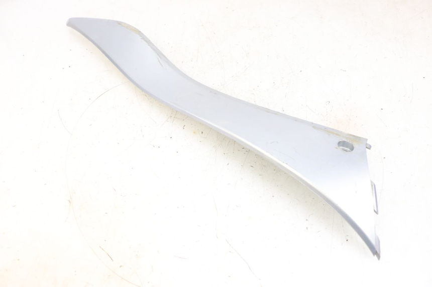 photo de BAS DE CAISSE DROIT MBK FLAME X 125 (2007 - 2016) - Marquages et références