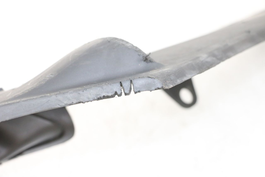 photo de BAS DE CAISSE DROIT PIAGGIO FLY 4T 50 (2013 - 2017) - Détail de la pièce