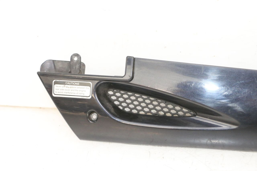 photo de BAS DE CAISSE DROIT KYMCO LIKE 125 (2009 - 2016) - Détails caractéristiques