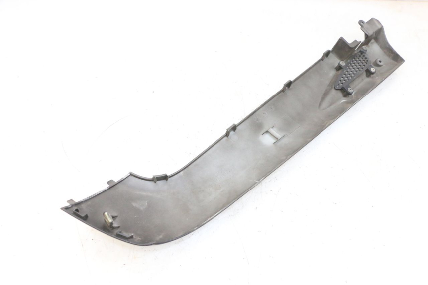 photo de BAS DE CAISSE DROIT KYMCO LIKE 125 (2009 - 2016) - Autre angle de vue