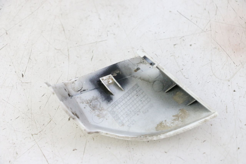 photo de BAS DE CAISSE DROIT PIAGGIO LXV 4T 50 (2009 - 2013)