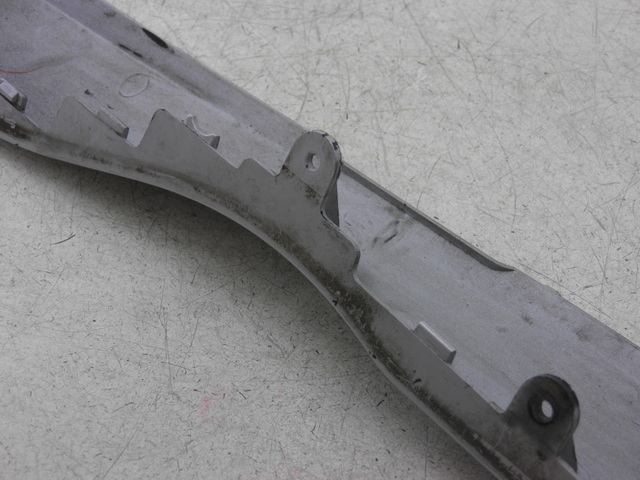 photo de BAS DE CAISSE DROIT MBK WAAP 125 (2008 - 2013)