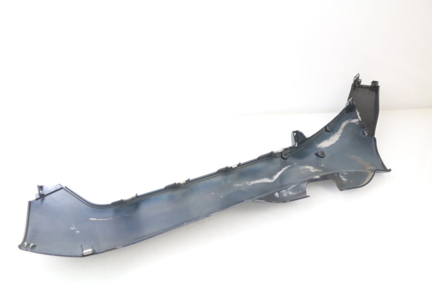 photo de BAS DE CAISSE DROIT PIAGGIO MP3 LT 300 (2010 - 2016)