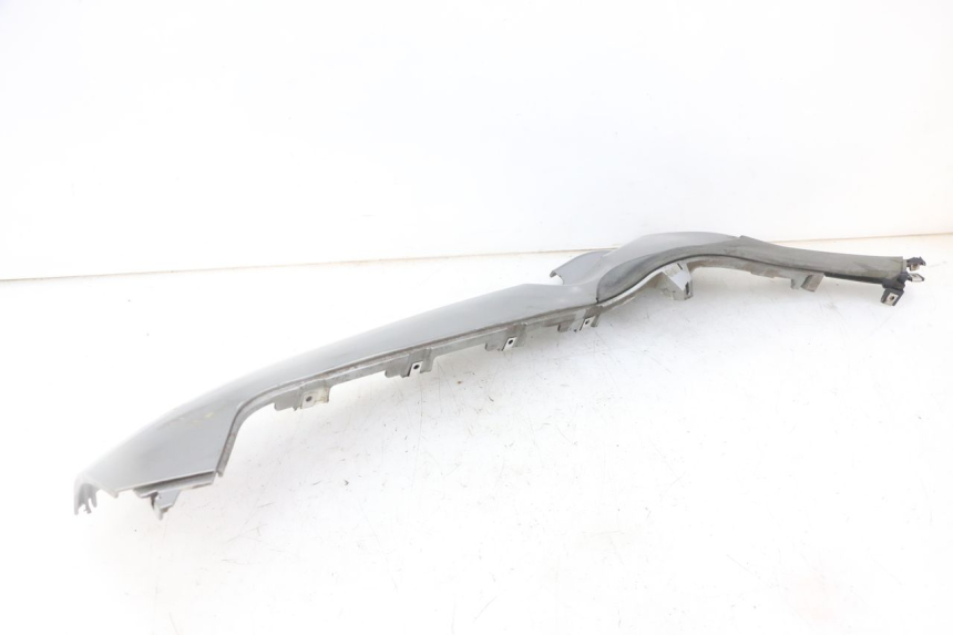 photo de BAS DE CAISSE DROIT PIAGGIO MP3 LT 300 (2010 - 2016)