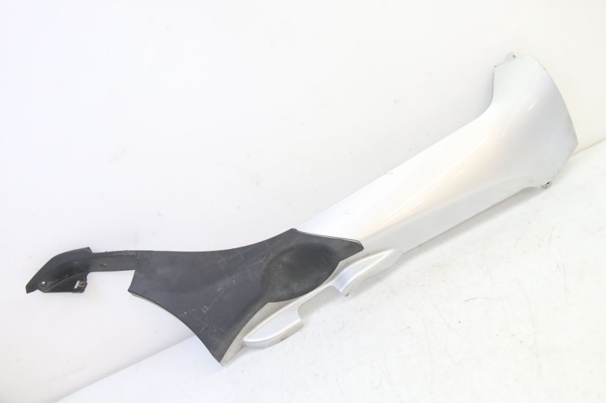 photo de BAS DE CAISSE DROIT PIAGGIO MP3 500 (2014 - 2016)