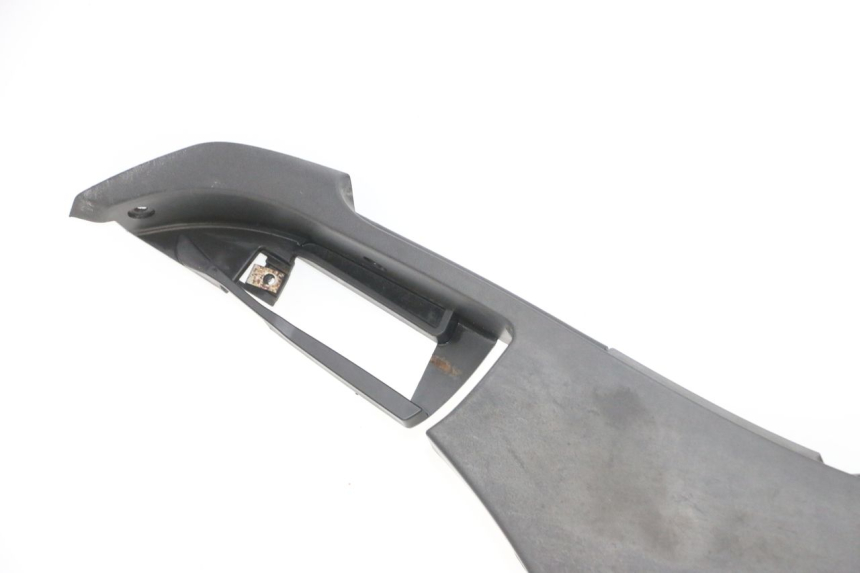 photo de BAS DE CAISSE DROIT PIAGGIO MP3 500 (2016 - 2018) - Détails caractéristiques