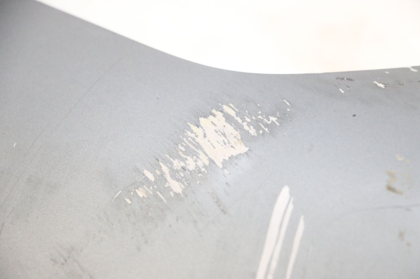 photo de BAS DE CAISSE DROIT PIAGGIO MP3 500 (2016 - 2018) - État de surface