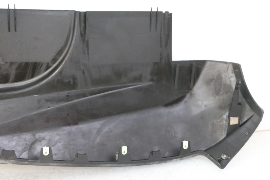 photo de BAS DE CAISSE DROIT PEUGEOT SATELIS COMPRESSOR K15 125 (2006 - 2009)