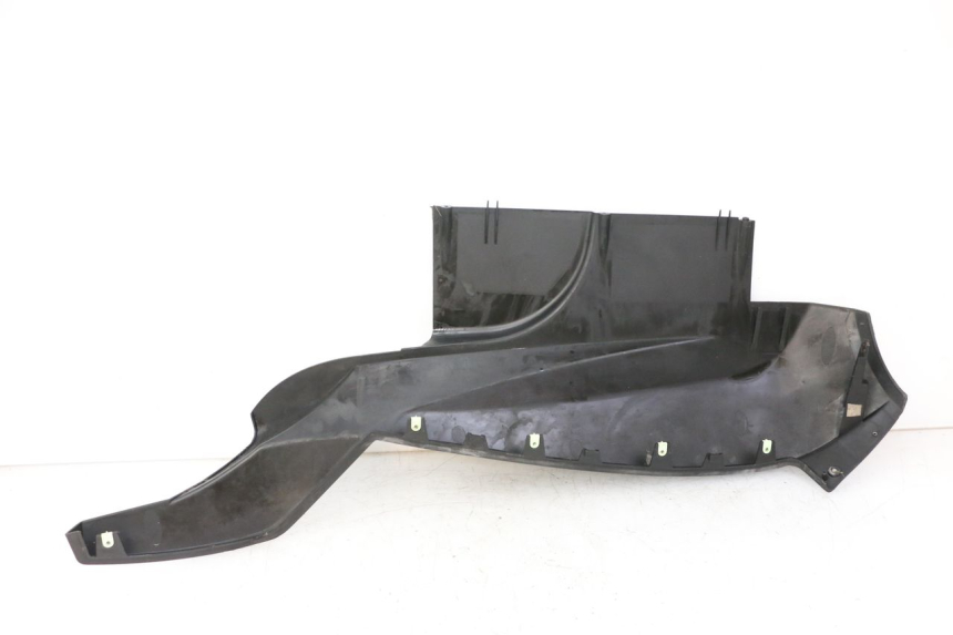 photo de BAS DE CAISSE DROIT PEUGEOT SATELIS COMPRESSOR K15 125 (2006 - 2009)