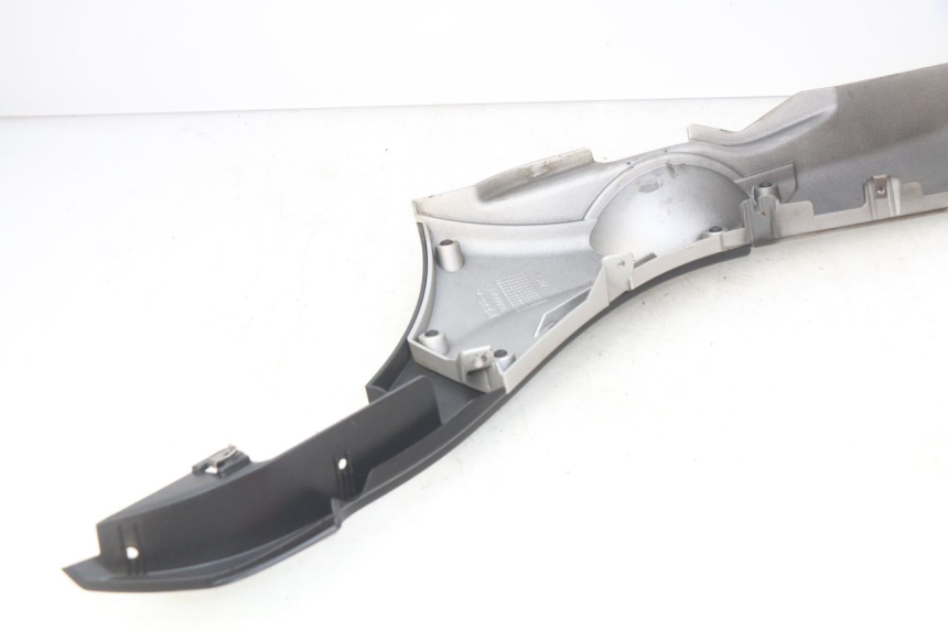 photo de BAS DE CAISSE DROIT PIAGGIO MP3 500 (2014 - 2016)