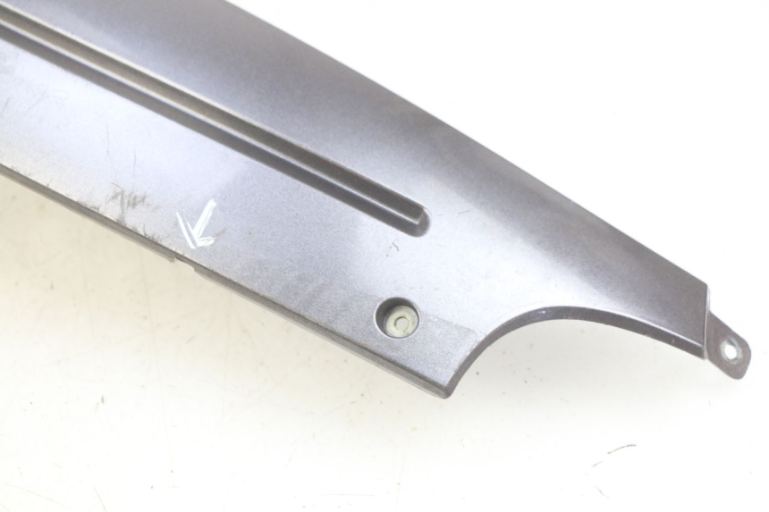 photo de BAS DE CAISSE DROIT PEUGEOT V-CLIC VCLIC 50 (2007 - 2013) - Détail de la pièce